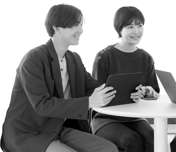 イメージ:笑顔で話し合う様子